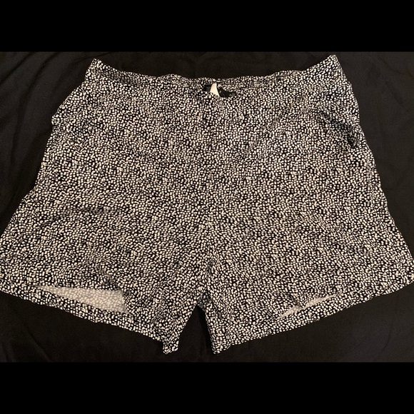Torrid (shorts) - Picture 2 of 2